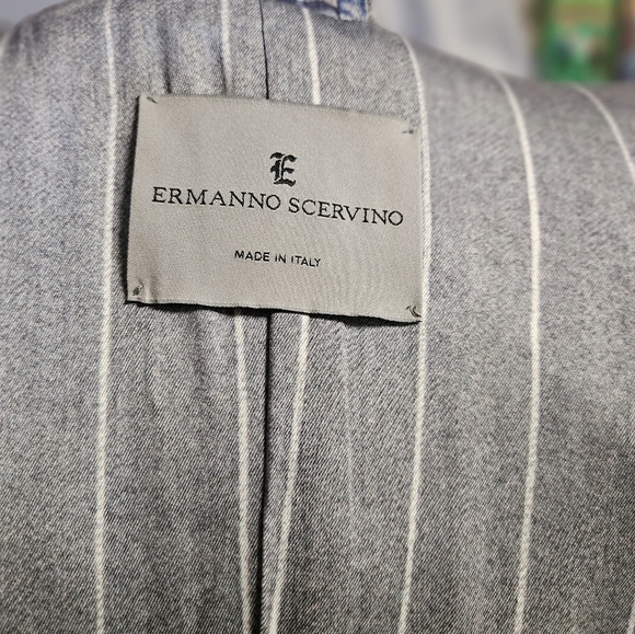 Chic Silver Striped Suit Set - Picture 8 of 9